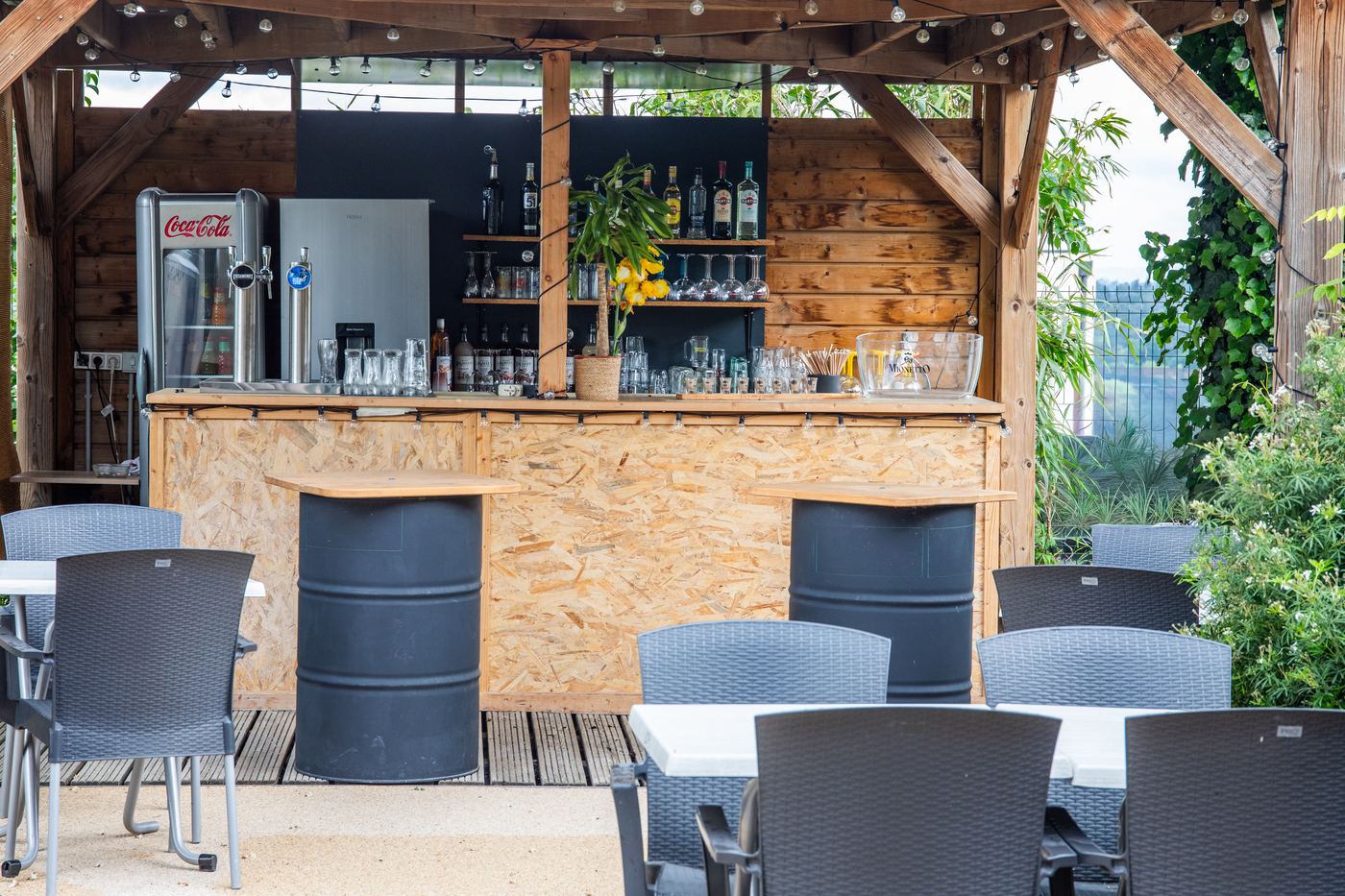 Le bar extérieur